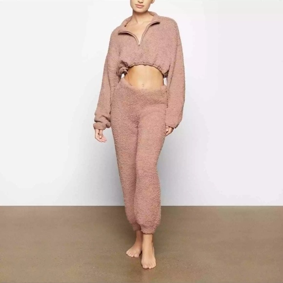 NWT SKIMS COZY KNIT CROPPED PULLOVER IN ROSE CLAY SIZE S/M - Picture 2 of 5